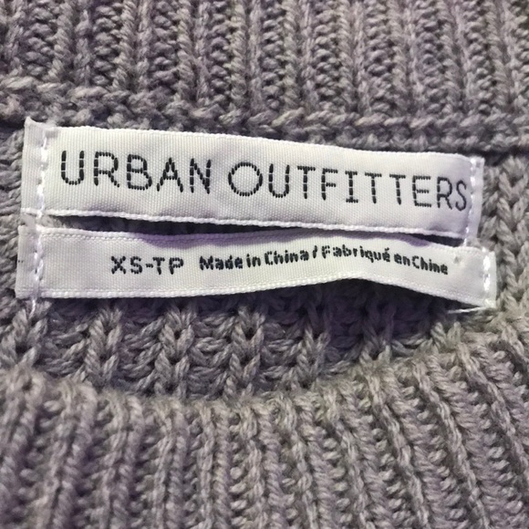 Comfy urban outfitters sweater! - Picture 3 of 3